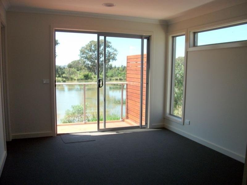 33 Shearwater Place, Mernda VIC 3754