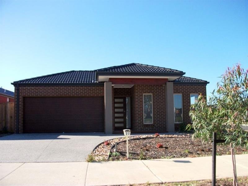 27 Wallaroo Way, Doreen VIC 3754