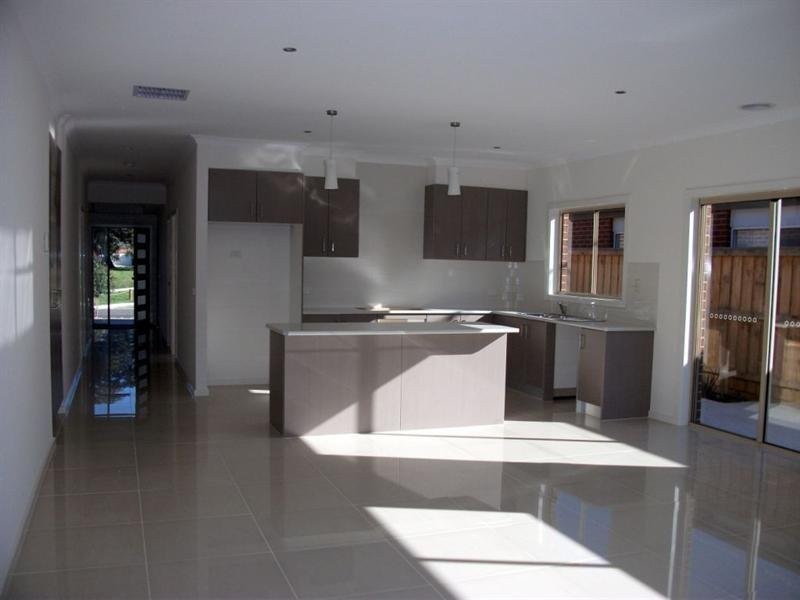 27 Wallaroo Way, Doreen VIC 3754