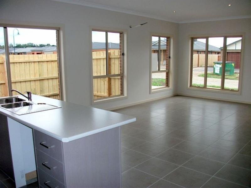 30 King Parrot Way, Whittlesea VIC 3757
