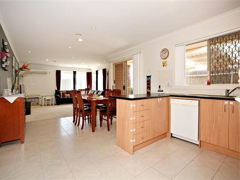 3 Galette Place, South Morang VIC 3752