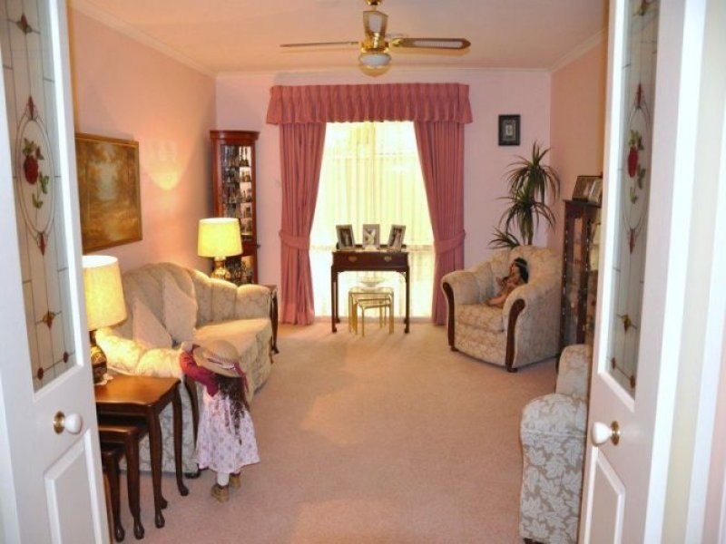 9 O’Loughlin Place, South Morang VIC 3752