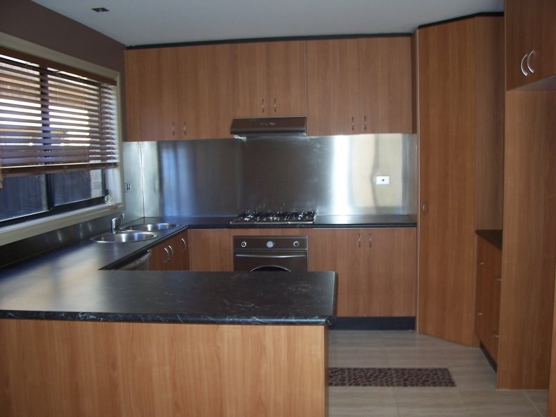 14 Birrali Way, South Morang VIC 3752