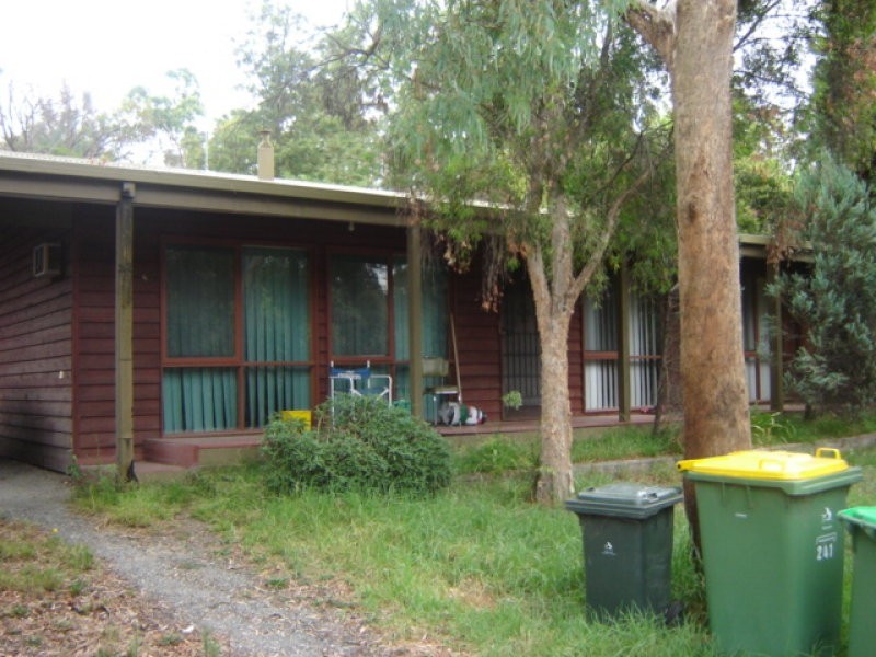 241 Bolton Street, Eltham VIC 3095