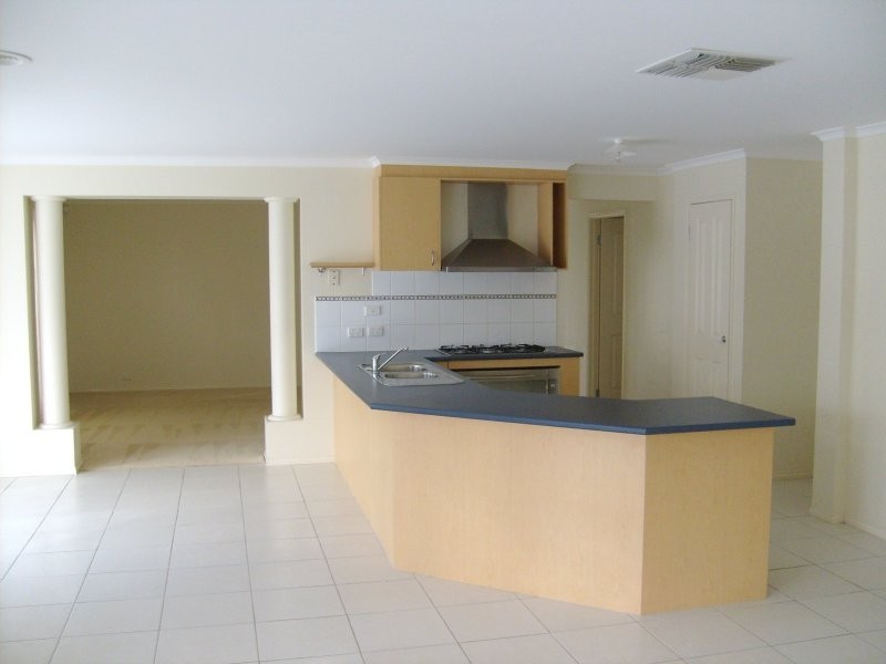 20 Sandpiper Way, South Morang VIC 3752