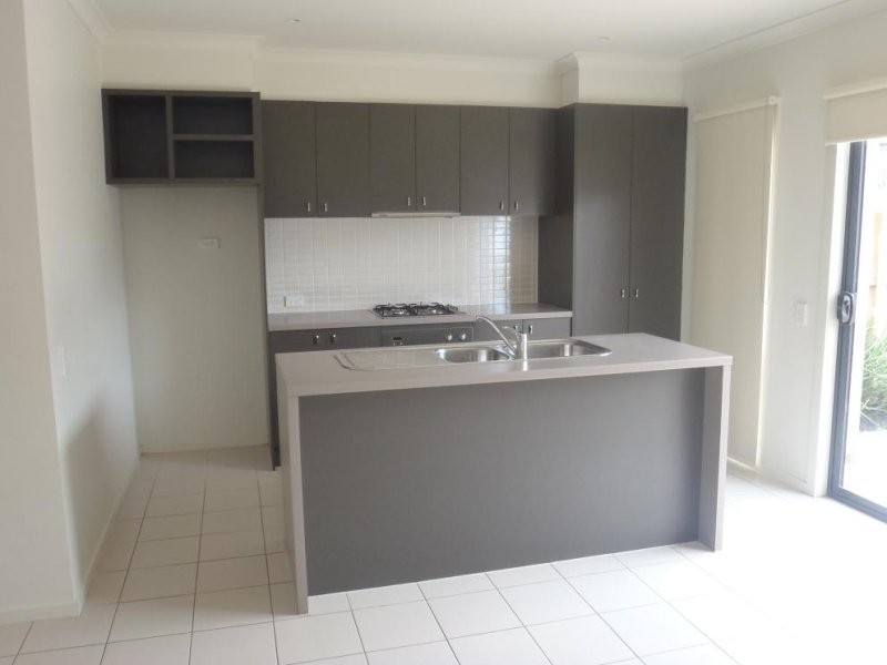 13 Gellibrand Walk, Mernda VIC 3754