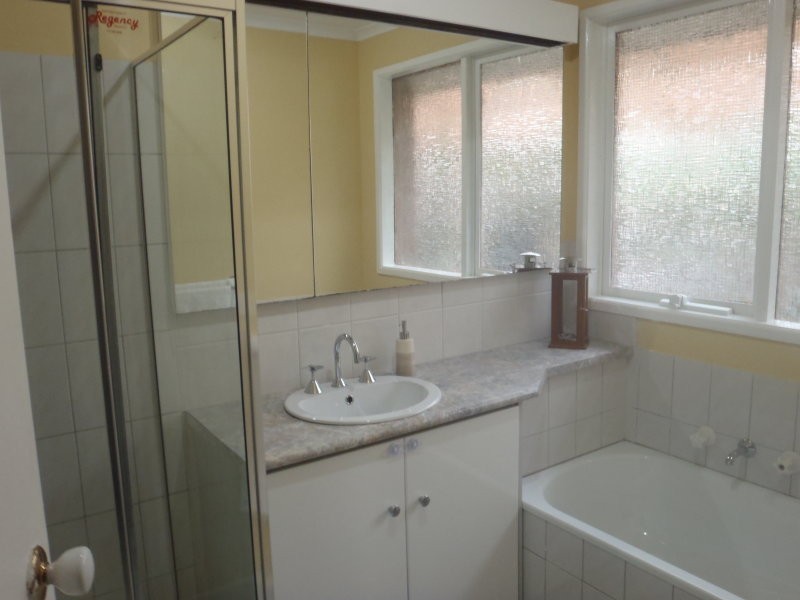 150 Centenary Drive, Mill Park VIC 3082