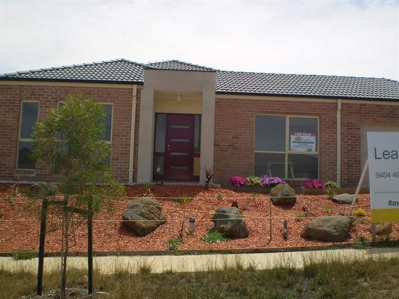 30 Dargo Crescent, Doreen VIC 3754