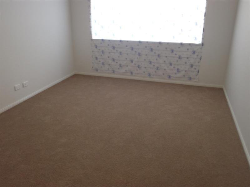 8 Dorset Walk, Mernda VIC 3754