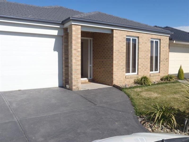 6 Jezwing Avenue, South Morang VIC 3752