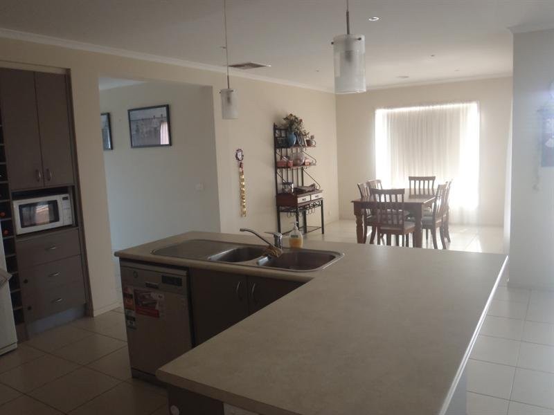 3 Towerhill Avenue, Doreen VIC 3754