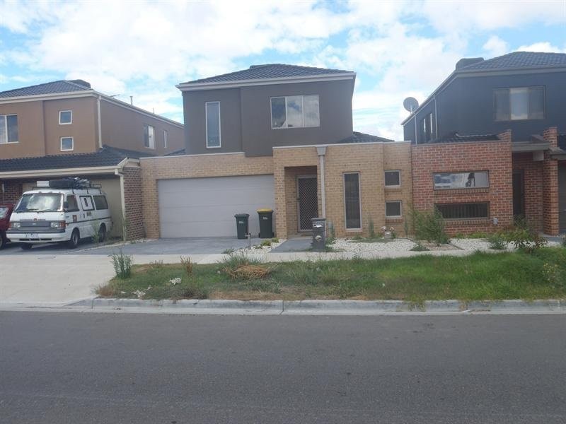 290 The Lakes Boulevard, South Morang VIC 3752