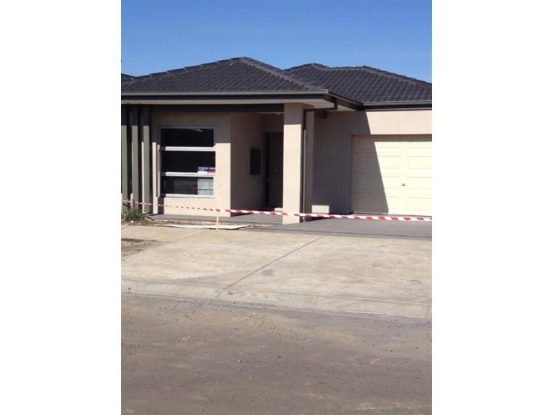 10 Gerald Street, Craigieburn VIC 3064