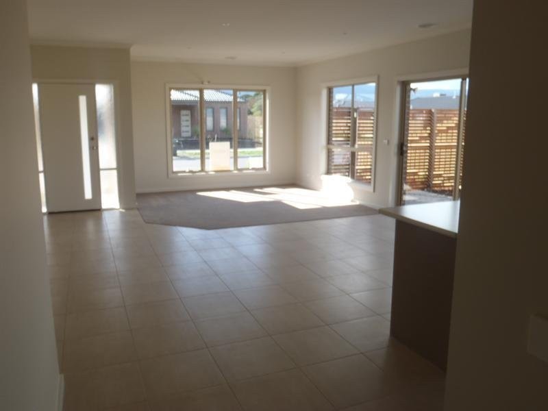 11 Wannon Way, Whittlesea VIC 3757