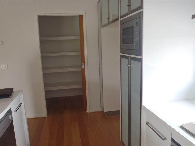 16 Geranium Grove, Mernda VIC 3754