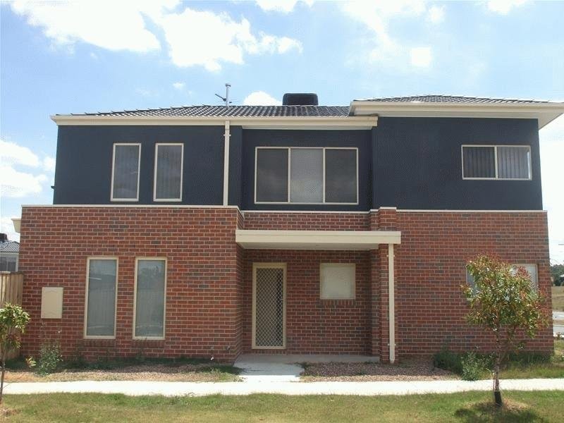 282 The Lakes Boulevard, South Morang VIC 3752