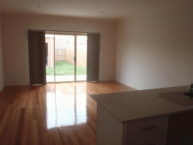 282 The Lakes Boulevard, South Morang VIC 3752