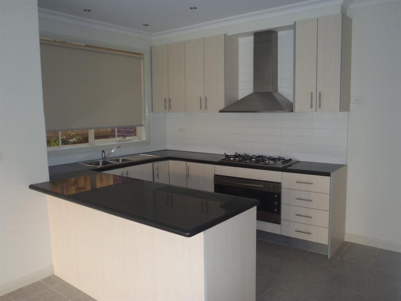 15 Sanctuary Drive, Bundoora VIC 3083