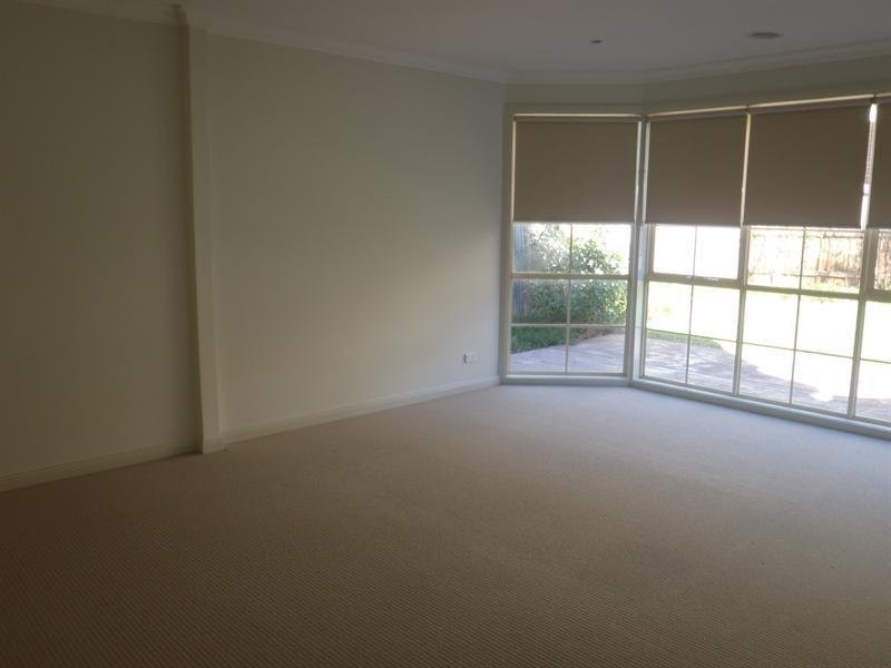 15 Sanctuary Drive, Bundoora VIC 3083