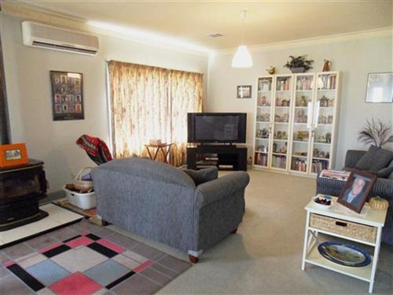 27 Lewis Street, Beveridge VIC 3753