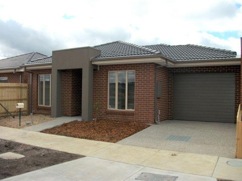 28 King Parrot Way, Whittlesea VIC 3757