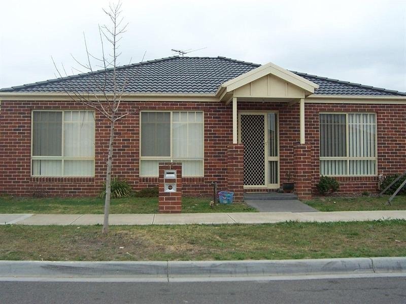 15 Zurzolo Terrace, Epping VIC 3076