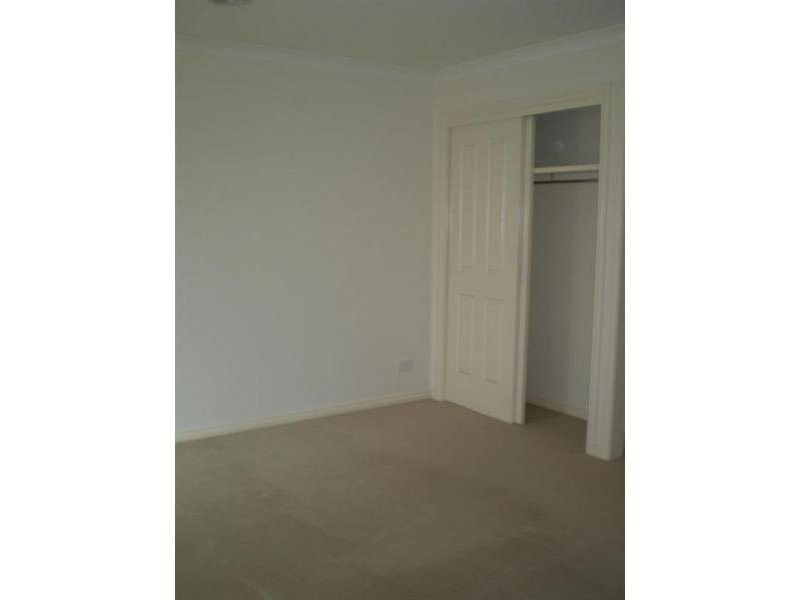 15 Zurzolo Terrace, Epping VIC 3076