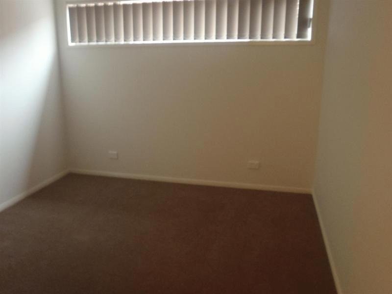 8 Dorset Walk, Mernda VIC 3754