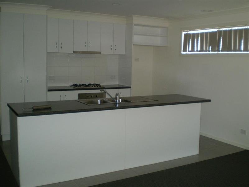 5 Kakadu View, South Morang VIC 3752