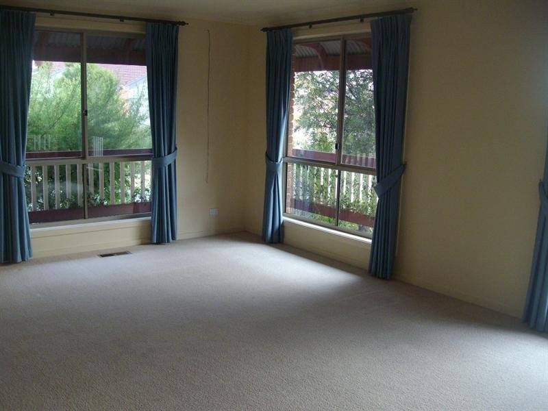 8 Jaguar Court, Epping VIC 3076