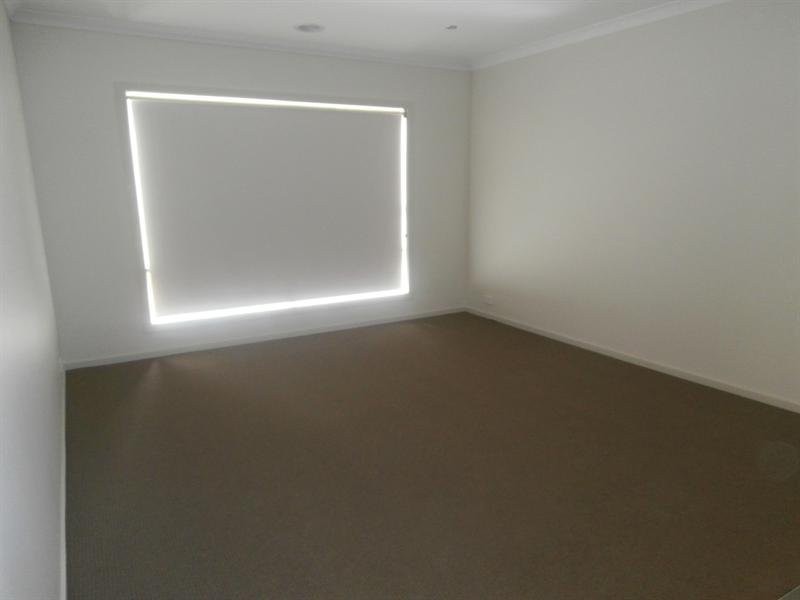 6 Marlowe Grange, Mernda VIC 3754