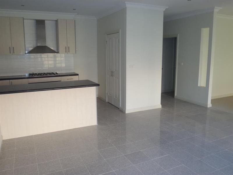 15 Sanctuary Drive, Bundoora VIC 3083