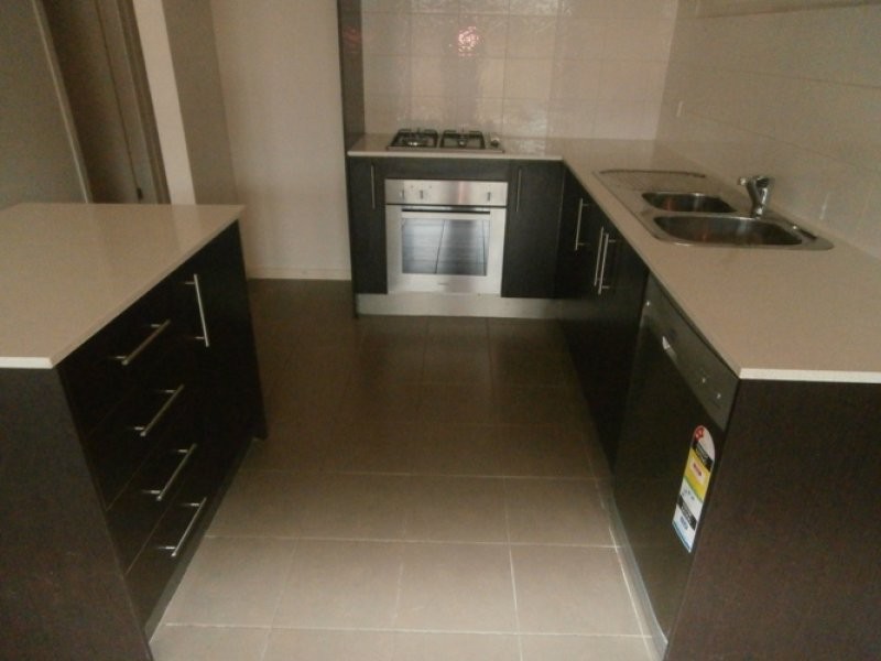 14 Dolphin Drive, South Morang VIC 3752