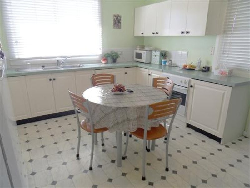 27 Lewis Street, Beveridge VIC 3753