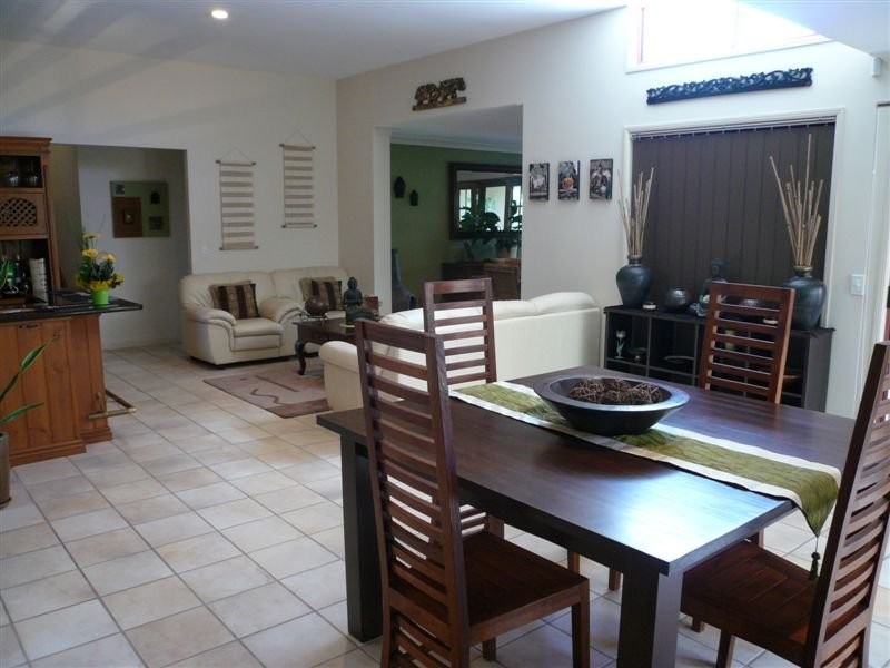 271 Napper Rd, Arundel QLD 4214