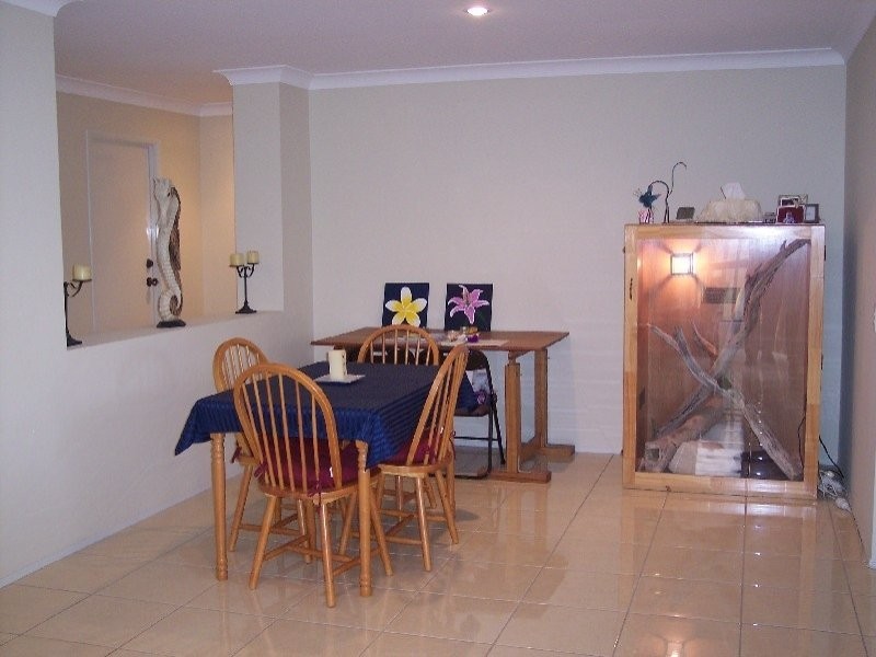 3 Oxbridge Chase, Arundel QLD 4214