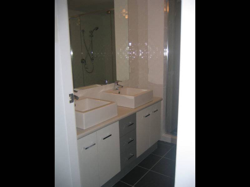 15 Lloyd Street, Southport QLD 4215