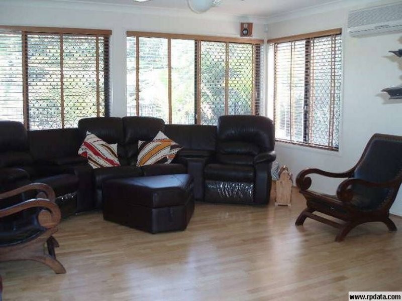 4 Goodwood Way, Arundel QLD 4214