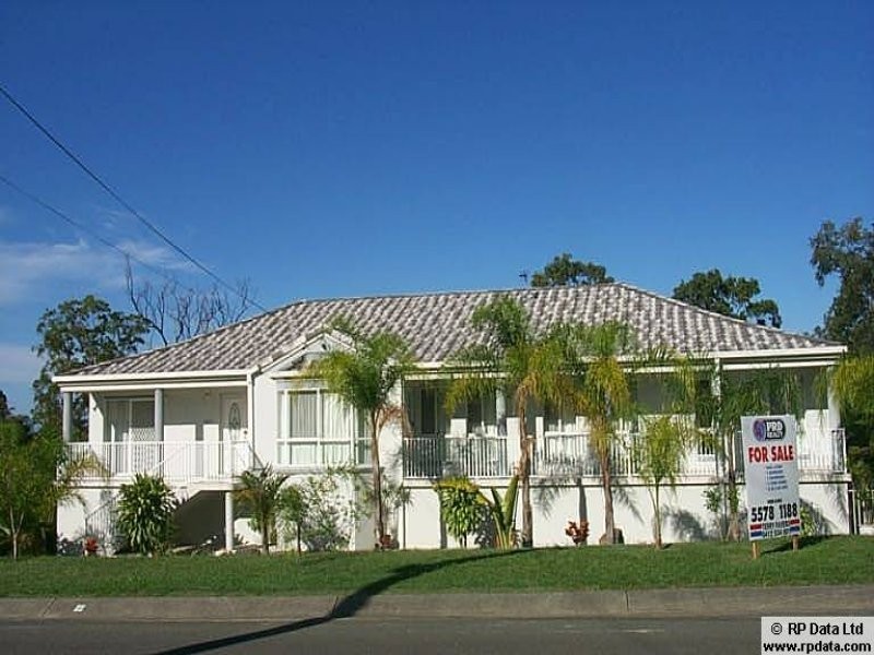 3 Crocus Way, Gaven QLD 4211