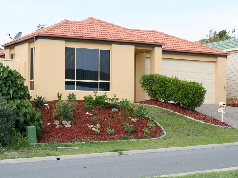 35 Respall Way, Arundel QLD 4214