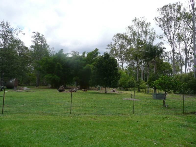 27 Youngs Crossing Road, Joyner QLD 4500