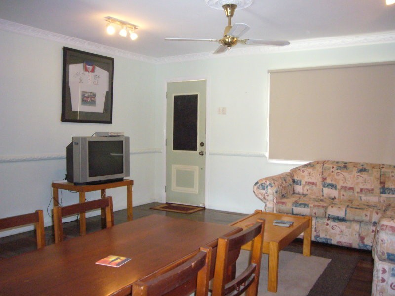 15 Elle Court, Cashmere QLD 4500