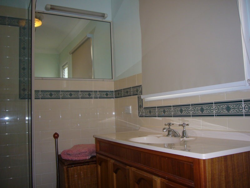 15 Elle Court, Cashmere QLD 4500