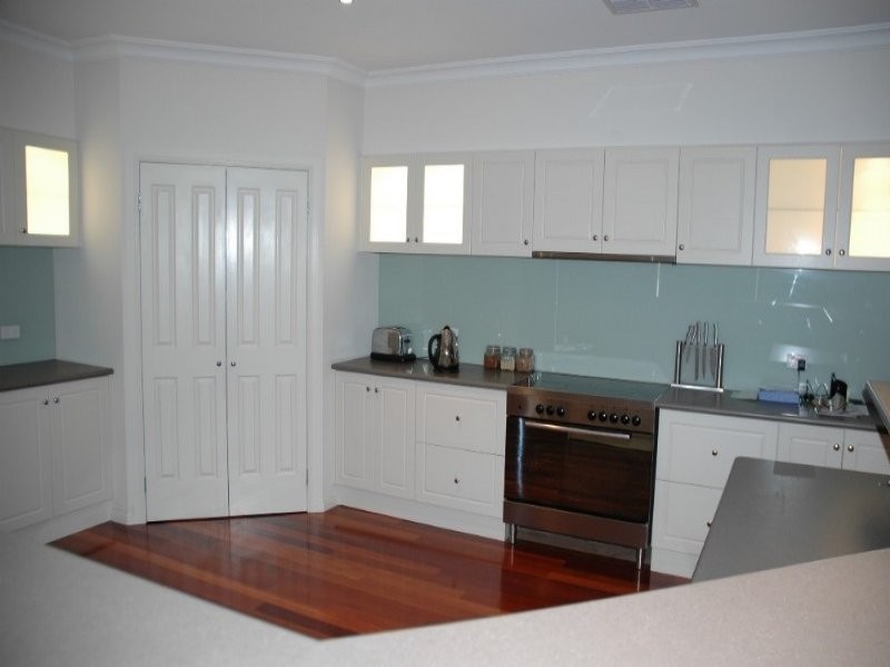 4 Treefern Drive, Sunbury VIC 3429