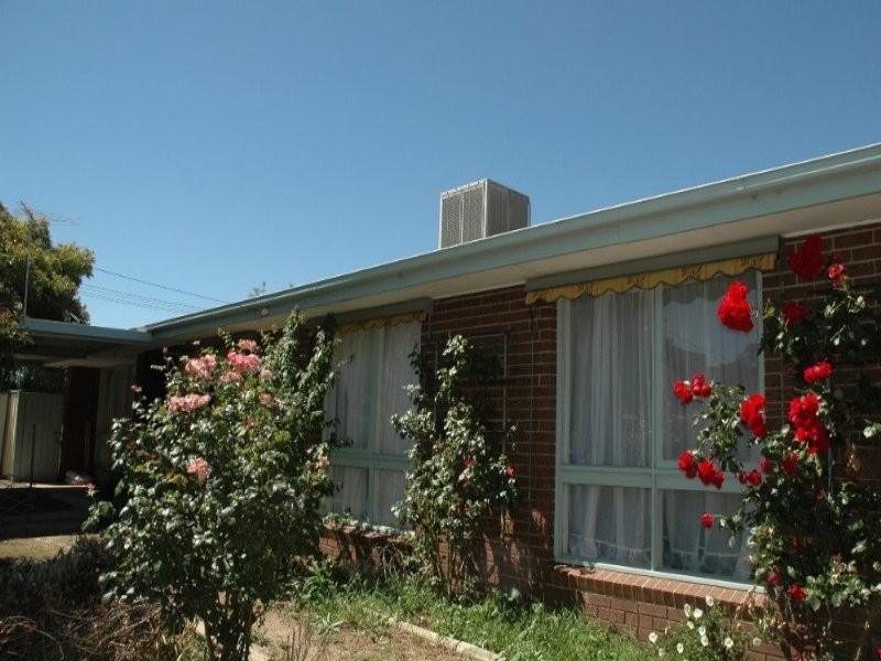 7 Stake Road, Diggers Rest VIC 3427