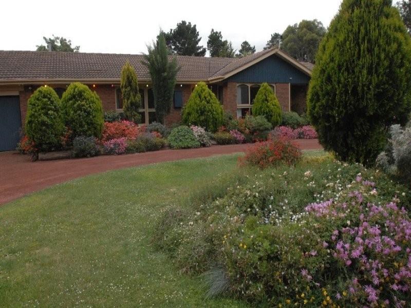 34 Greenvale Drive, Gisborne VIC 3437