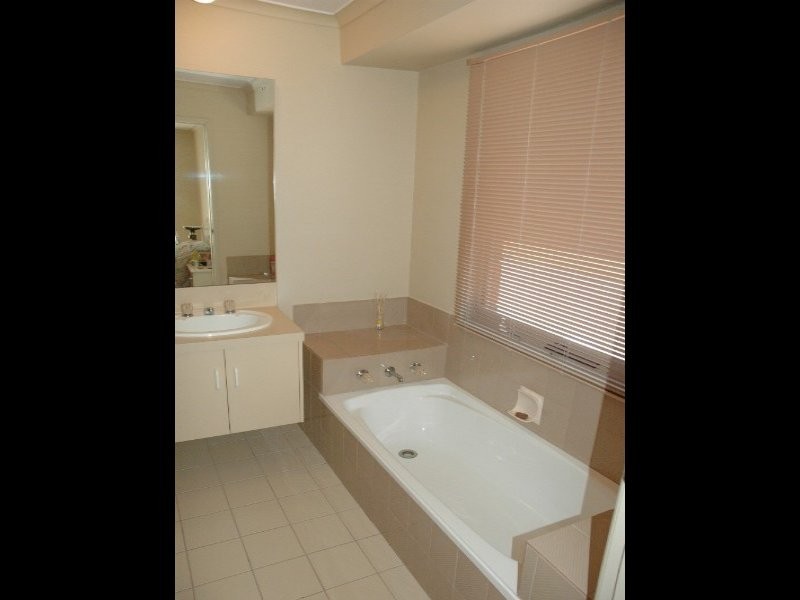 14 Wilsons Lane, Sunbury VIC 3429