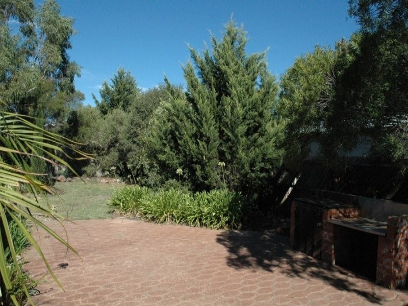 3 Winged Foot Court, Sunbury VIC 3429