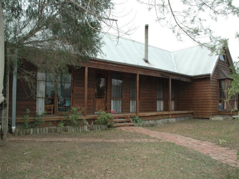 720 Riddell Road, Sunbury VIC 3429