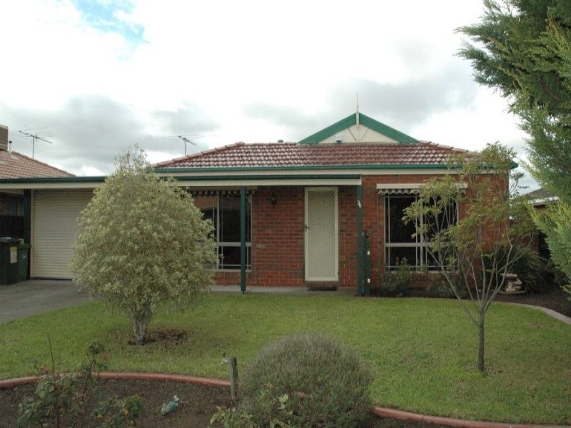 36 Sorbonne Drive, Sunbury VIC 3429